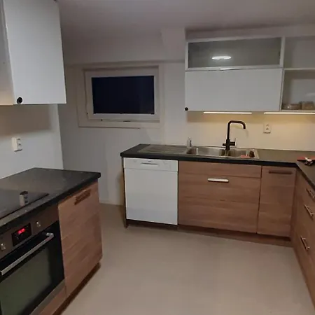 Lägenhet In Easy Accessible New Near Stave Church *