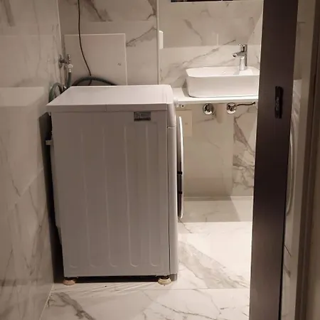 In Easy Accessible New Near Stave Church Apartment *