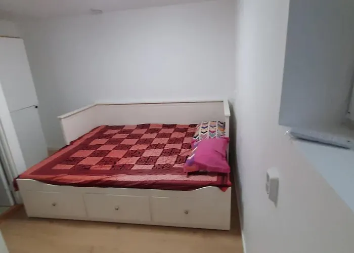 In Easy Accessible New Near Stave Church Apartment Bergen